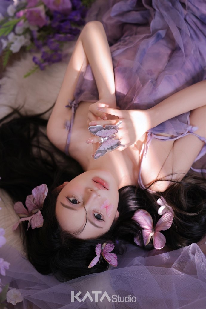 花束般的恋爱 封面
